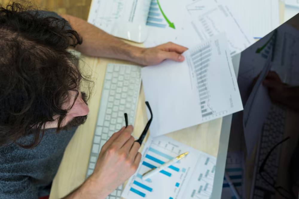 Grado en ADE, Finanzas, Económicas / CFGS Administración y Finanzas