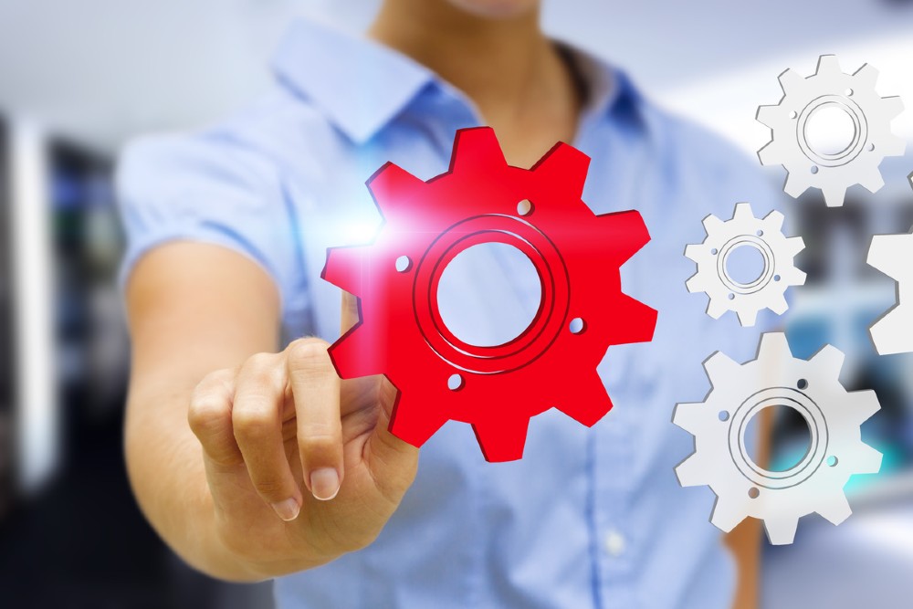 Grado en Ingeniería Mecánica, Eléctrica, Electrónica, Datos, Informática o similar